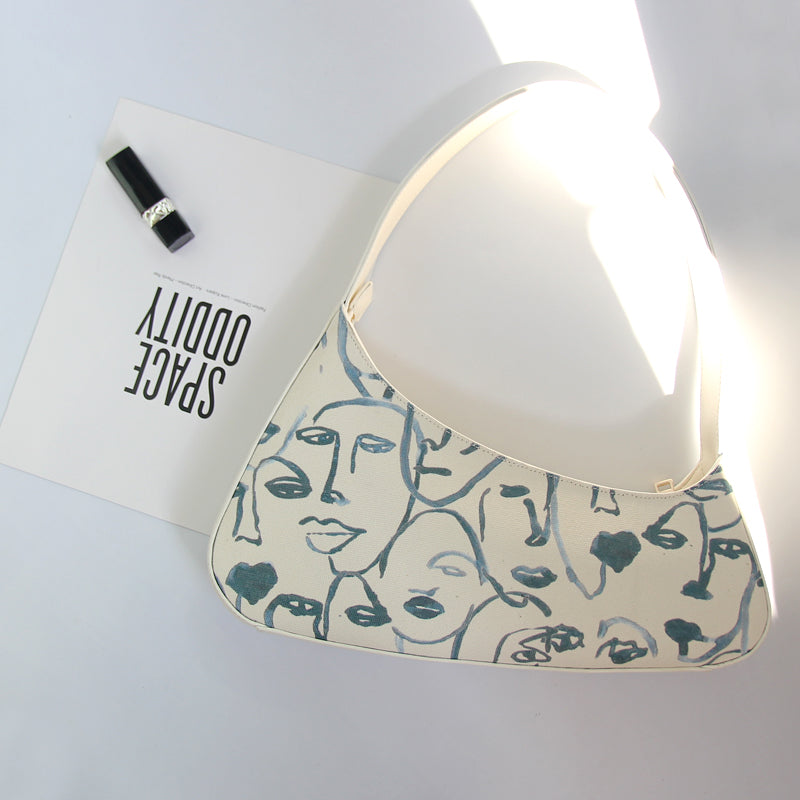 Niche Trendy Shoulder Bag for Women – Lightweight & Fashionable Handbag