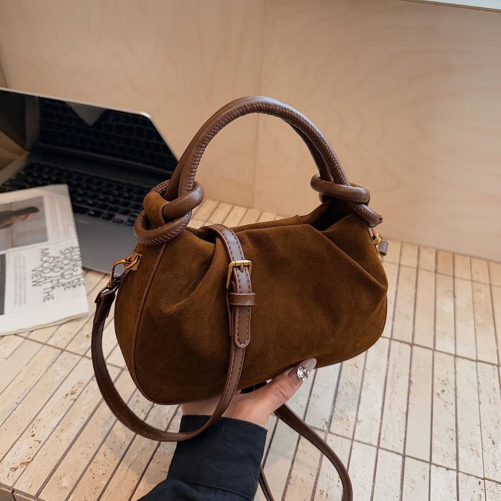 Trendy Retro Korean-Style Women’s Handbag – Flap Bag with Letter & Stitching Details