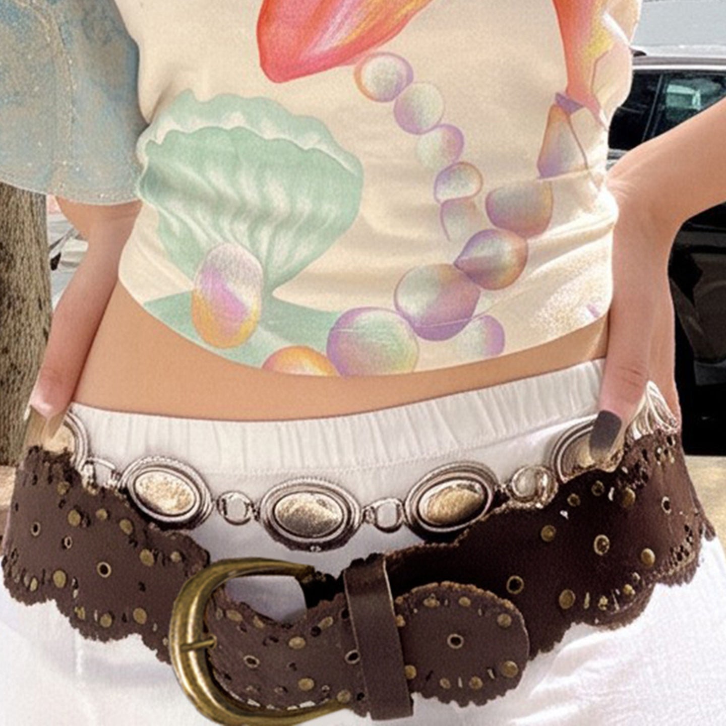 Vintage Riveted Wide Belt for Women – Classic Pin Buckle Style