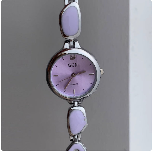 Luxury Women’s Quartz Watch – Minimalist & Fashionable Timepiece