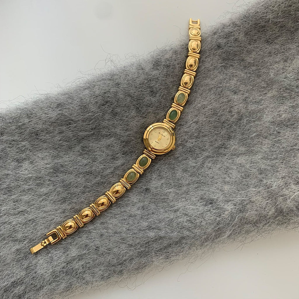 Beryl Gold Women’s Quartz Watch – Chinese Retro Fashion Style
